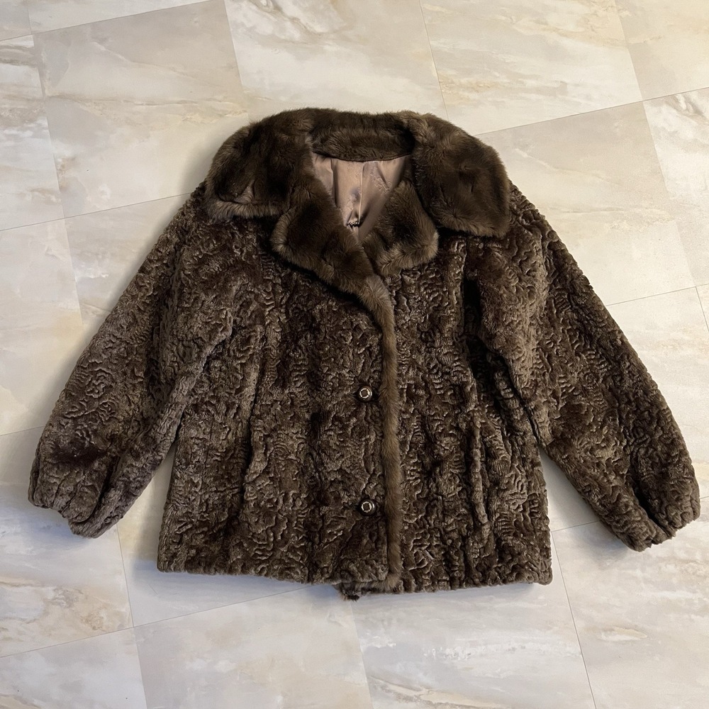 Vintage 60s Sportowne Women's Coat Brown Faux Fur Button Union Made USA Size 6